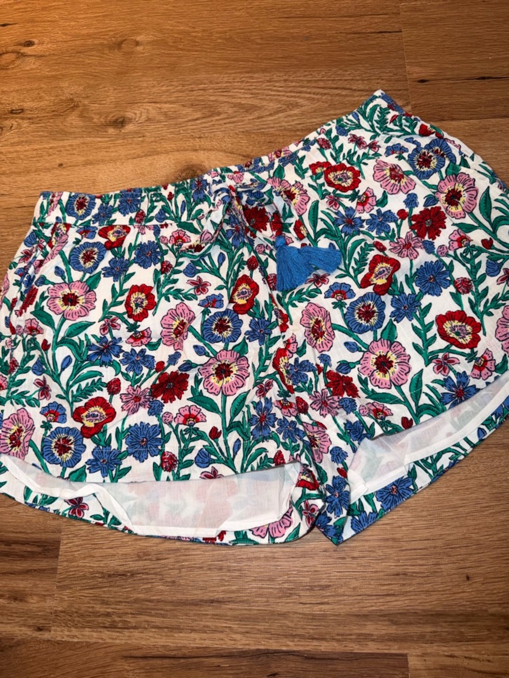 Floral Print Women's Elastic-Waist Shorts - White Multi
